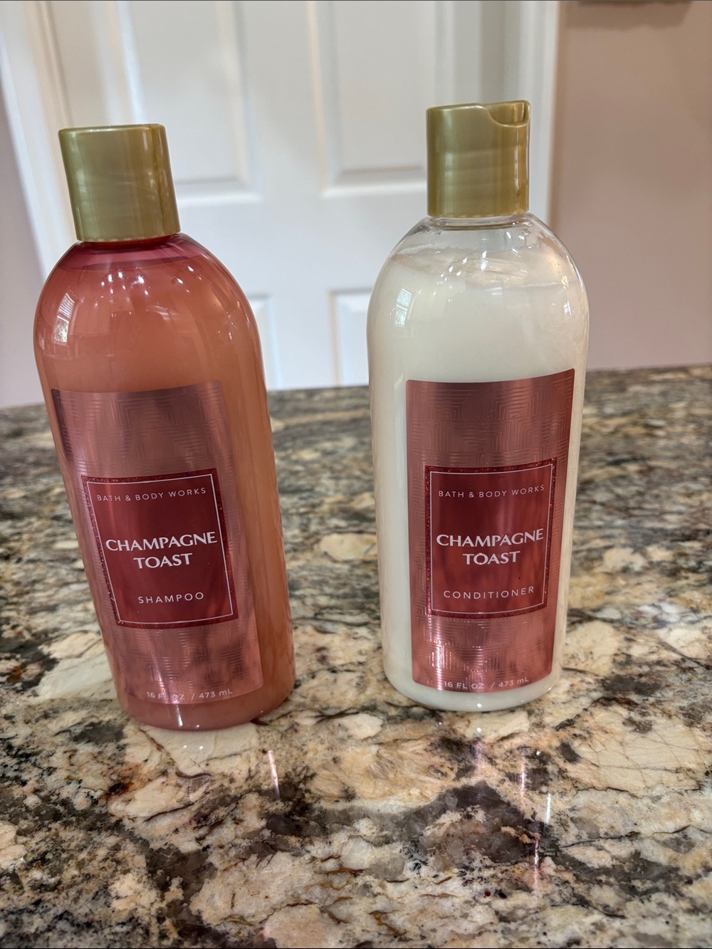 NWT Bath & Body Works Champagne Toast Shampoo & Conditioner - Rose Pink & Cream